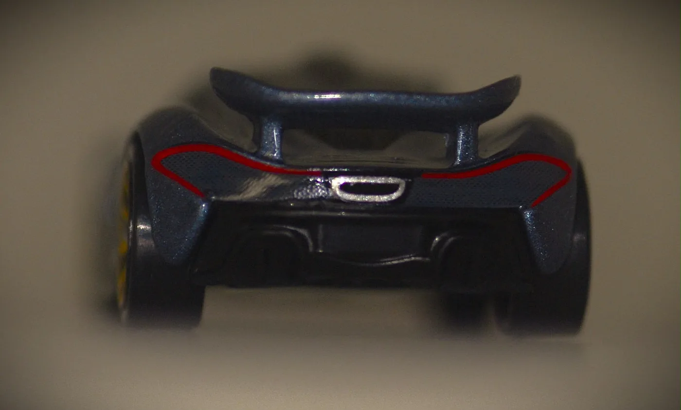 Rear wing — photograph by Elad